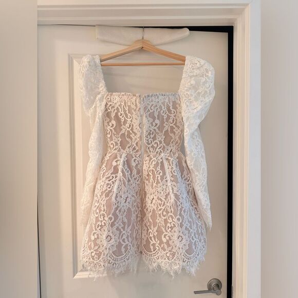 NWOT BRONX AND BANCO Colette White Lace Long Sleeve Mini Wedding Bridal Dress - Picture 12 of 16